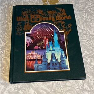1986 Walt Disney World Hardcover Book vintage